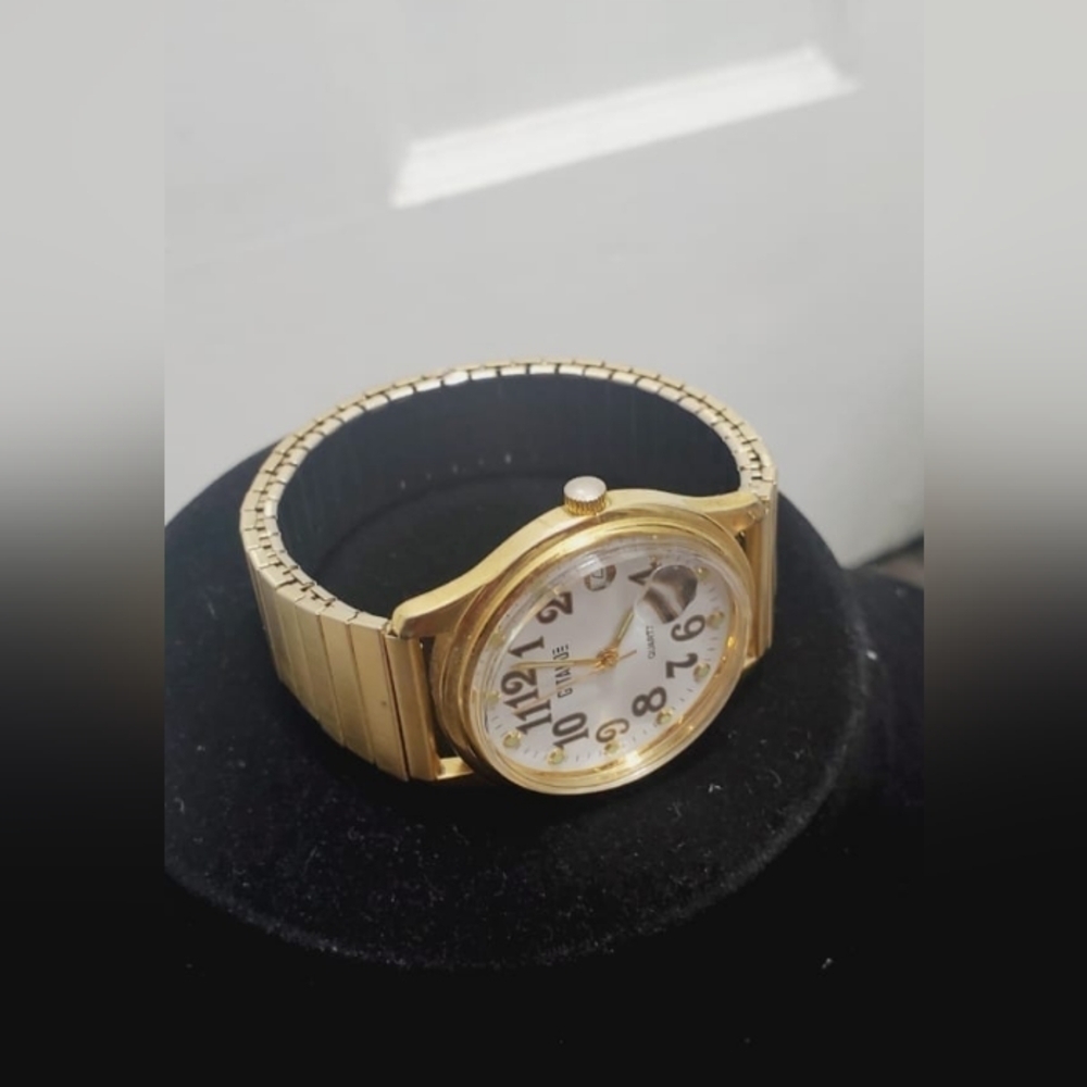 🌴Goldcolour vintagewristwatch, stainless steel ladies,gold stretchy adjustable. - Picture 2 of 10